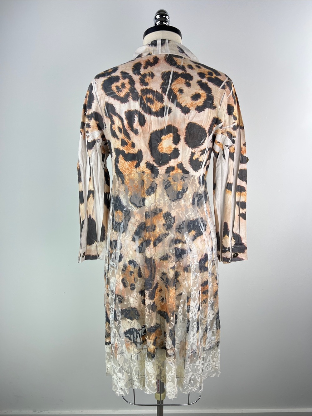 💚 3543. Leopard Print Button-Front Jacket Dress with Lace Overlay - Beige, Black - Picture 4 of 8